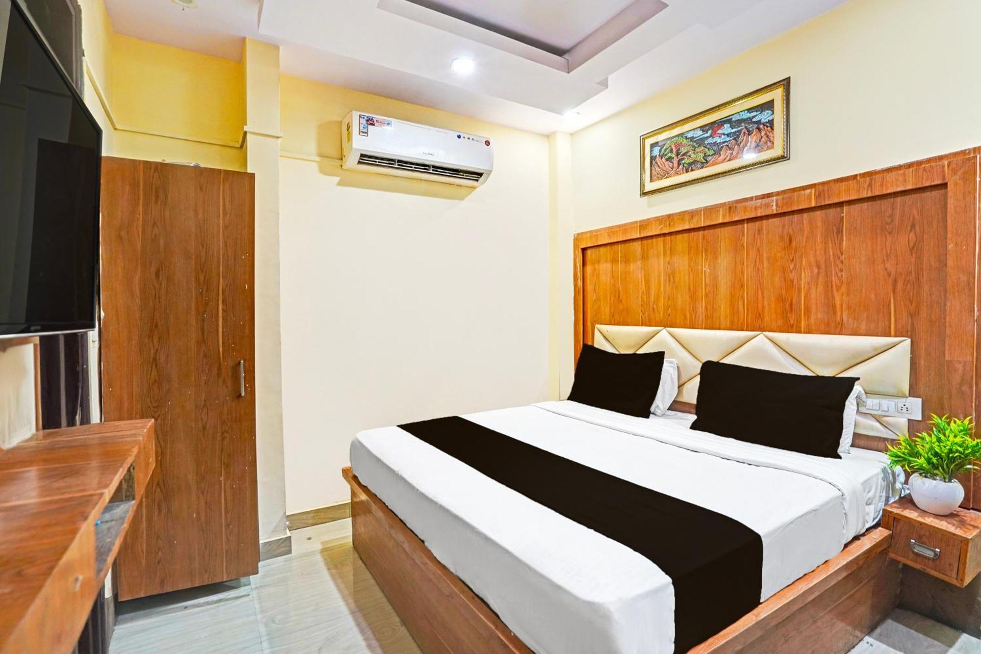 Super Hotel O Charbagh Formerly Khalsa Inn Lucknow Esterno foto