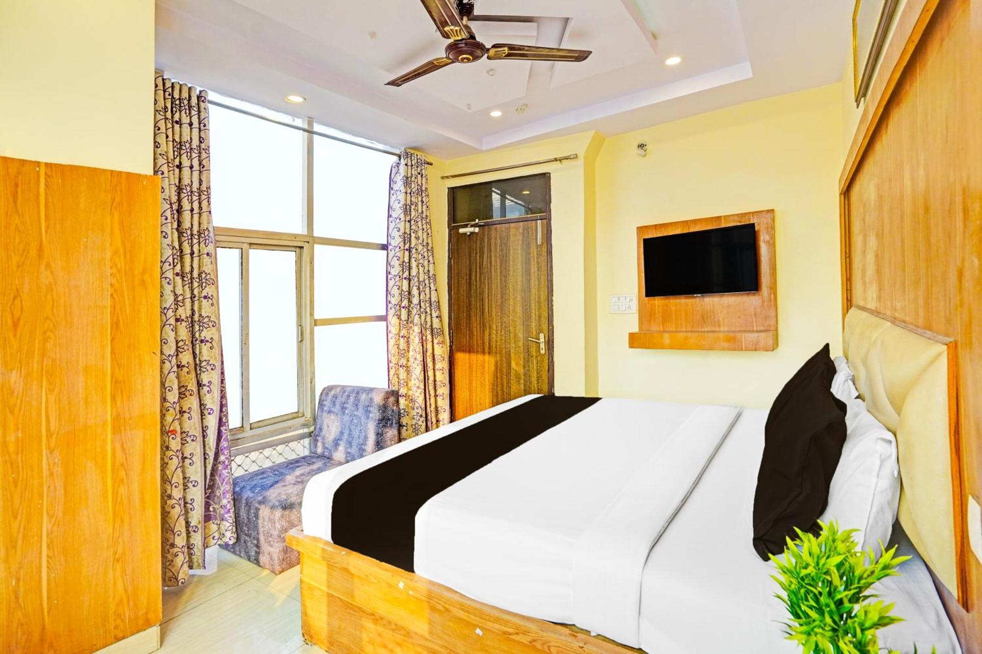 Super Hotel O Charbagh Formerly Khalsa Inn Lucknow Esterno foto