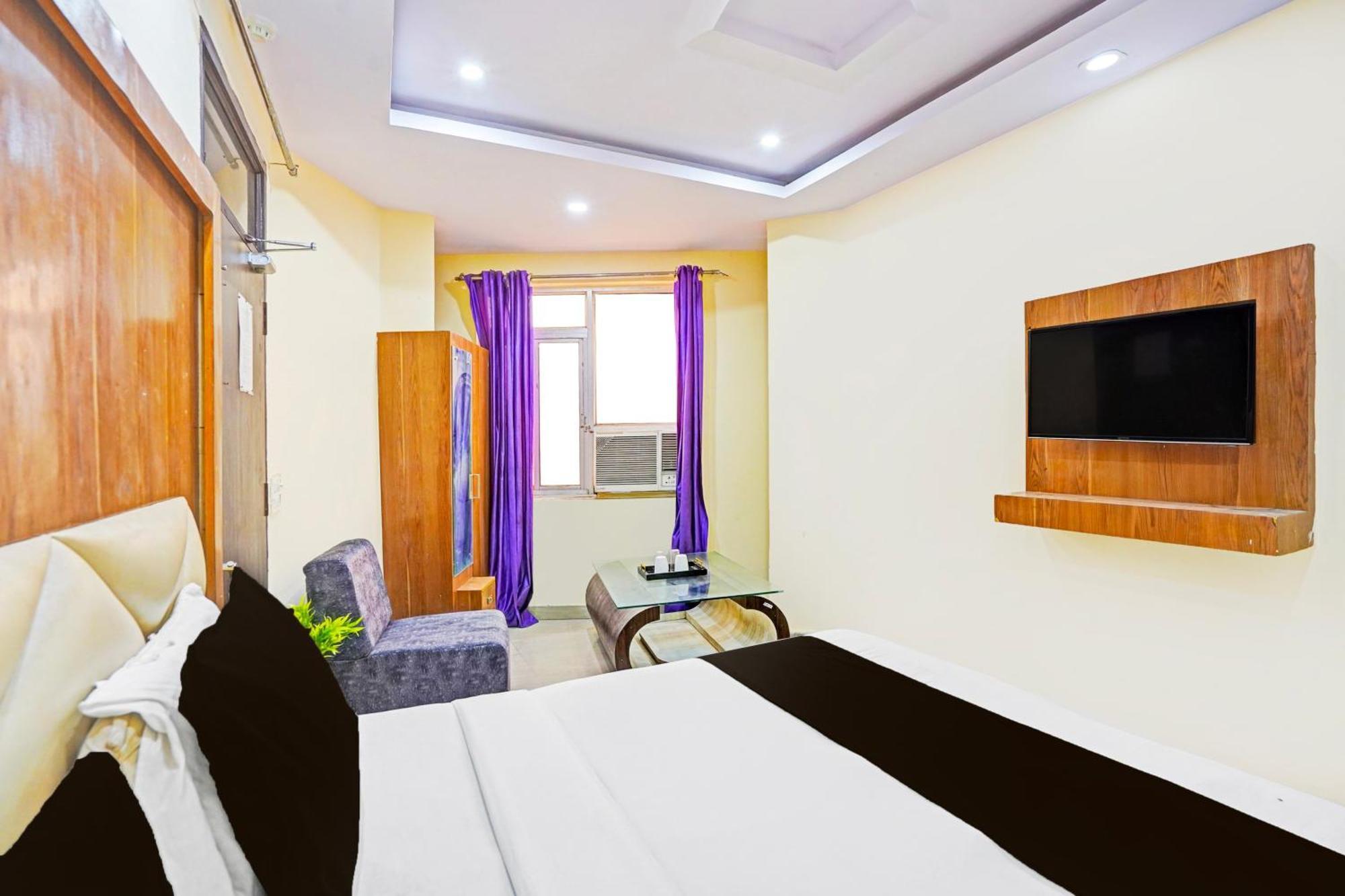 Super Hotel O Charbagh Formerly Khalsa Inn Lucknow Esterno foto
