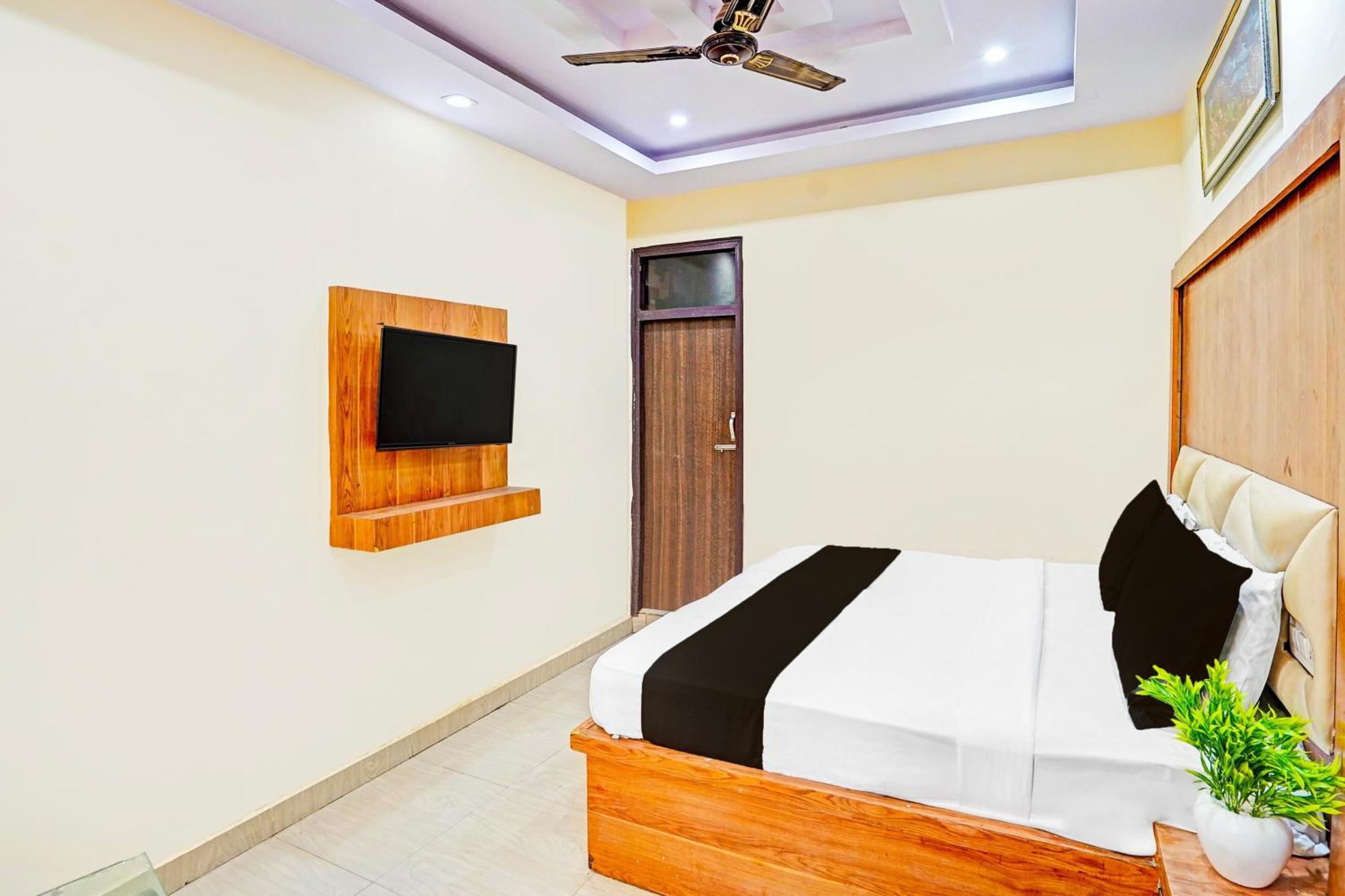 Super Hotel O Charbagh Formerly Khalsa Inn Lucknow Esterno foto