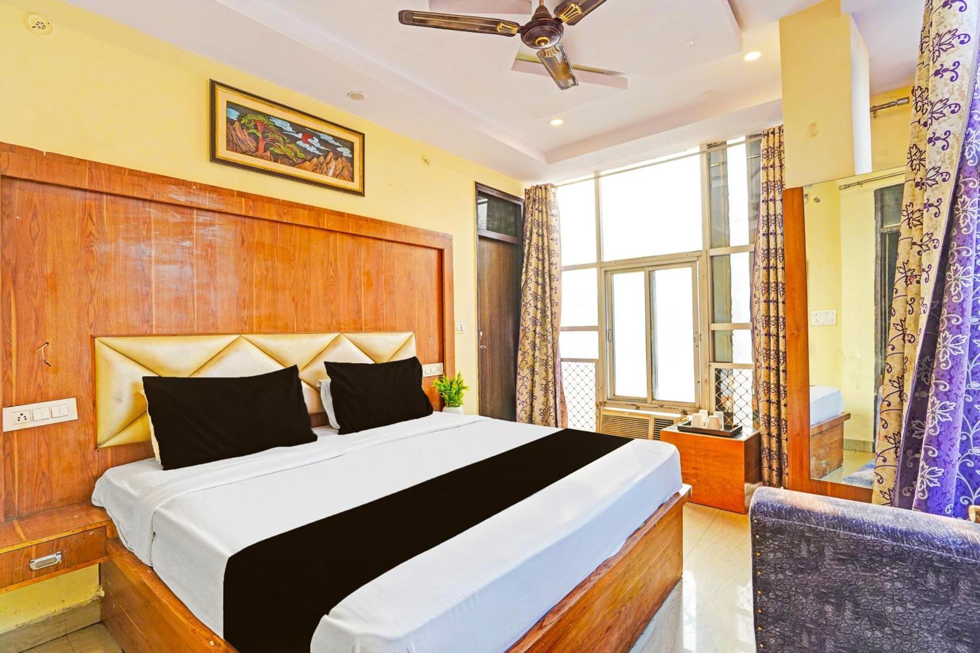 Super Hotel O Charbagh Formerly Khalsa Inn Lucknow Esterno foto