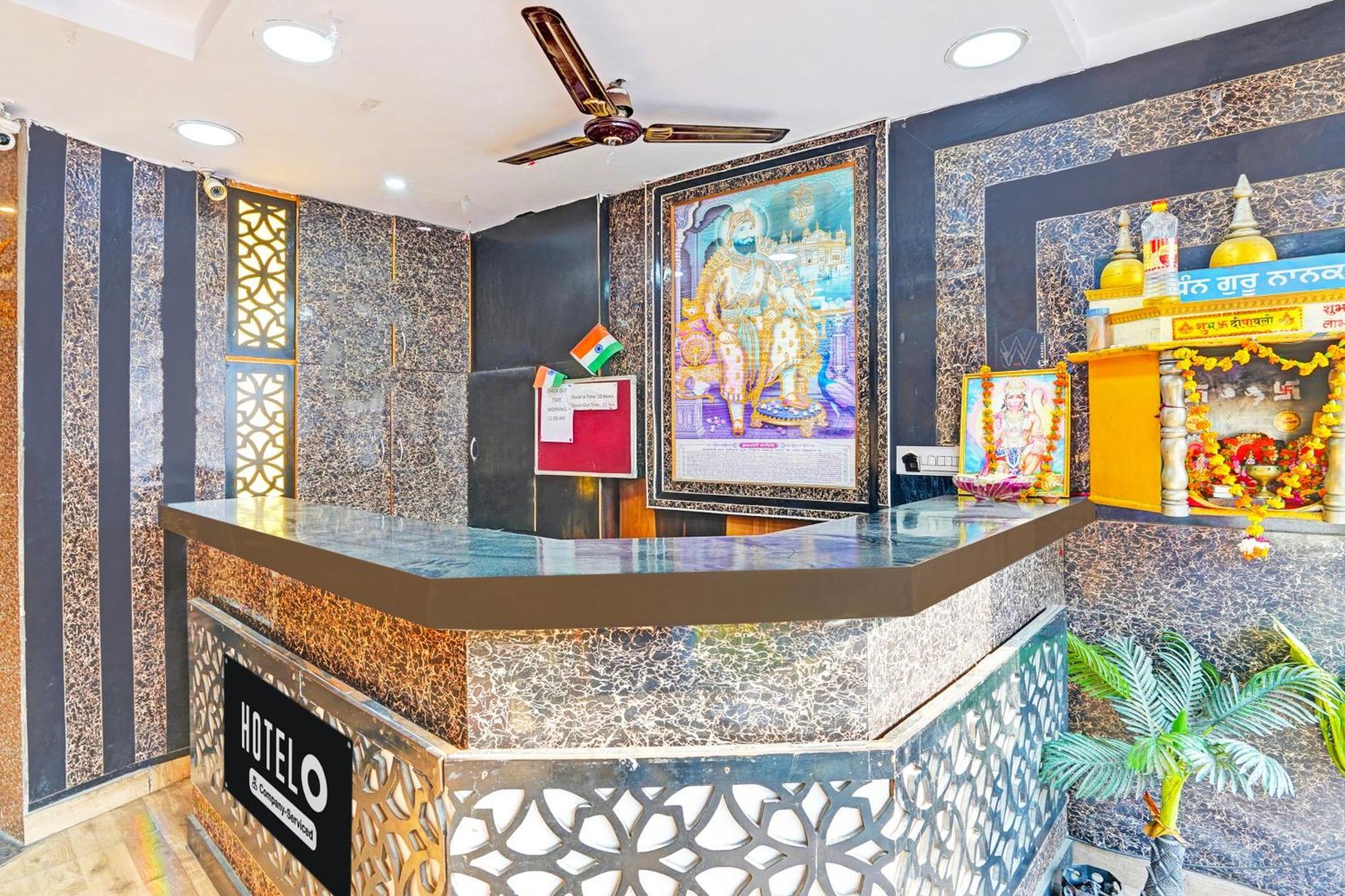 Super Hotel O Charbagh Formerly Khalsa Inn Lucknow Esterno foto